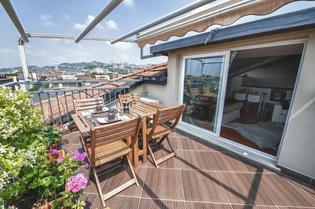 Cute & Cozy Terrace Bérgamo Quarto foto